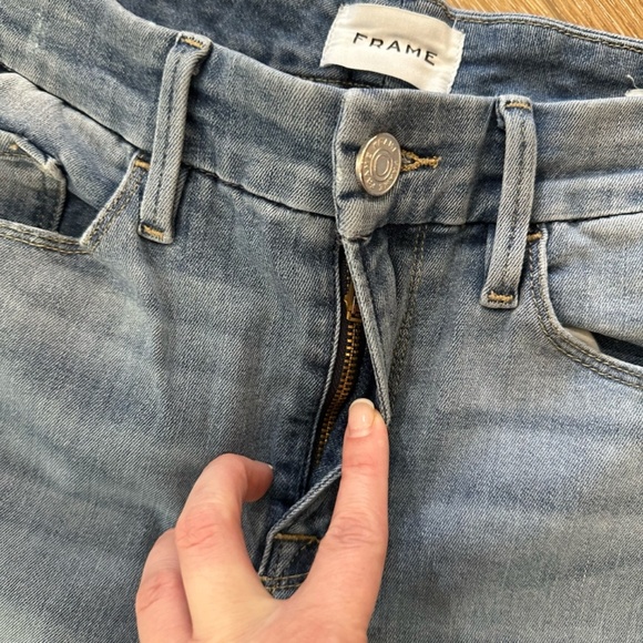 Frame Denim Women’s Le Crop Mini Boot Medium Wash Raw Hem Jeans Sz 29 GUC - Picture 5 of 9